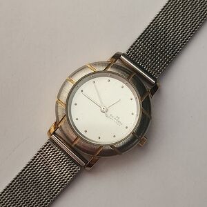 Beautiful Skagen Silver and Gold Watch With Silver Mesh Band.